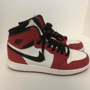 Air Jordan’s Retro 1 GS Chicago Sneakers